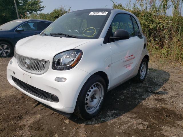 Photo 2 from auction – 2016 SMART FORTWO with VIN WMEFJ5DA8GK139817