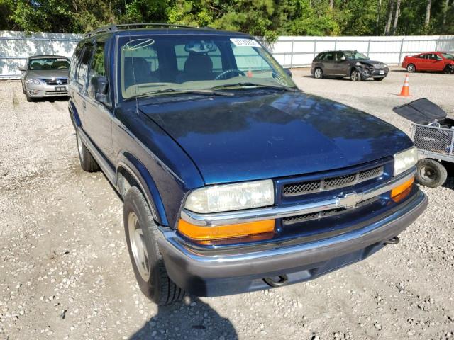 CHEVROLET BLAZER 2001 with VIN 1GNDT13W412226750 - Photo from auction