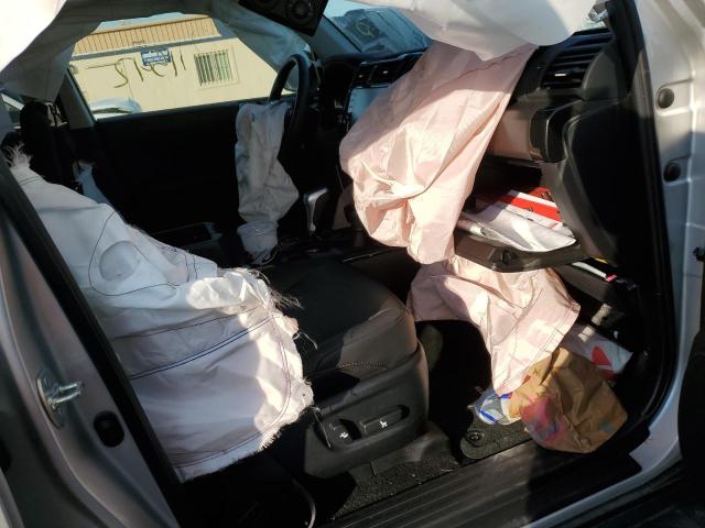 Photo 5 from auction – 2022 TOYOTA 4RUNNER SR with VIN JTERU5JR0N6003387