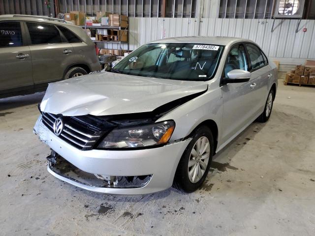 Photo 2 from auction – 2015 VOLKSWAGEN PASSAT S with VIN 1VWAT7A34FC045931
