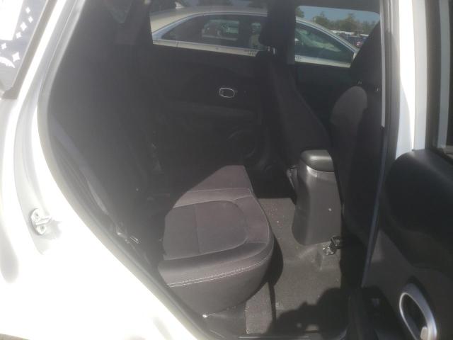 Photo 6 from auction – 2015 KIA SOUL with VIN KNDJN2A23F7778410