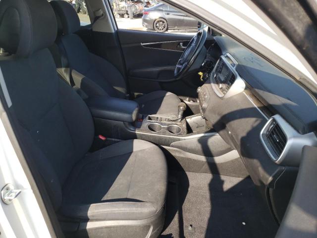 Photo 5 from auction – 2016 KIA SORENTO LX with VIN 5XYPGDA52GG069532
