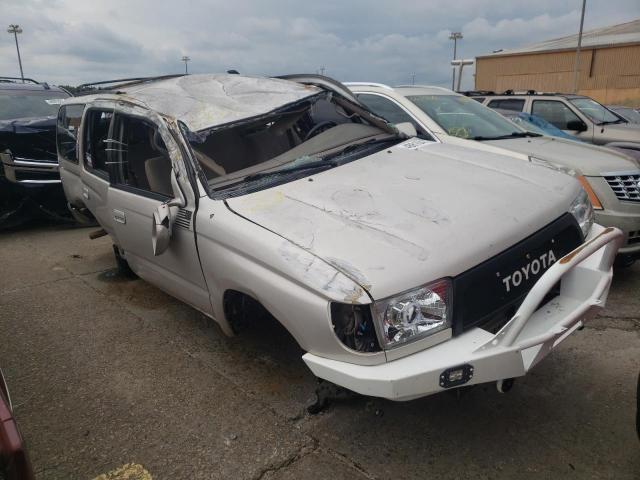 TOYOTA 4RUNNER SR 2000 with VIN JT3HN86RXY0286206 - Photo from auction
