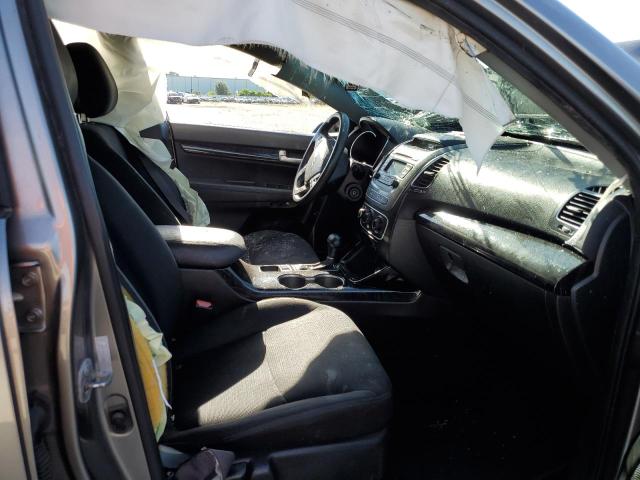 Photo 5 from auction – 2014 KIA SORENTO LX with VIN 5XYKT3A63EG480931