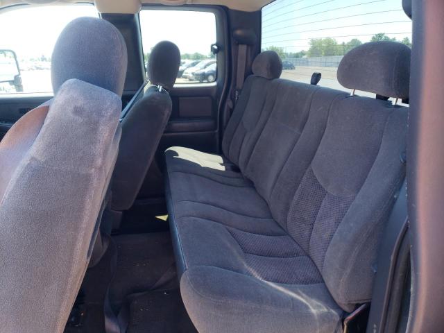 Photo 6 from auction – 2003 CHEVROLET SILVERADO with VIN 2GCEK19V731404779