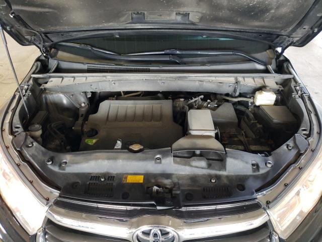 Photo 7 from auction – 2015 TOYOTA HIGHLANDER with VIN 5TDBKRFHXFS123461