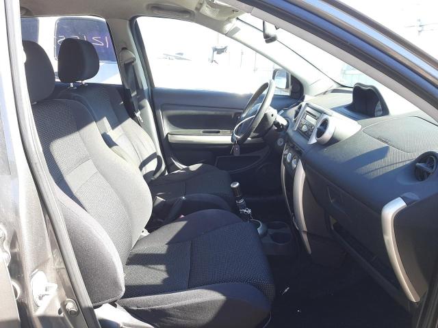 Photo 5 from auction – 2004 TOYOTA SCION with VIN JTKKT624740072363