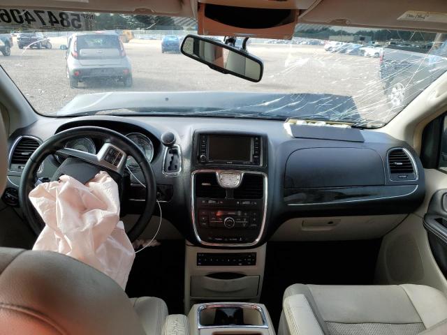 Photo 9 from auction – 2016 CHRYSLER TOWN & COU with VIN 2C4RC1CG7CR144121