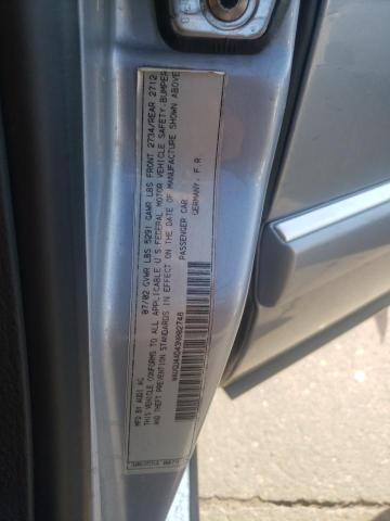 Photo 10 from auction – 2003 AUDI S8 QUATTRO with VIN WAUGU44D43N002748