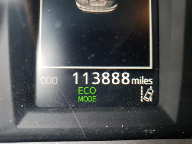 Photo 8 from auction – 2017 TOYOTA RAV4 XLE with VIN 2T3RFREV4HW610585
