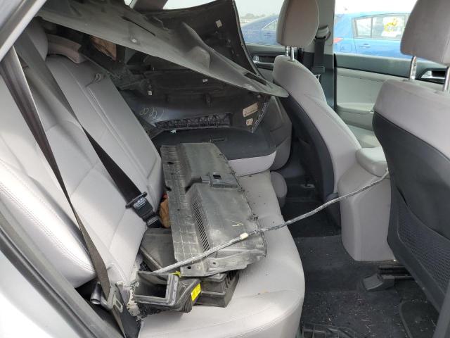 Photo 6 from auction – 2020 HYUNDAI TUCSON SE with VIN KM8J2CA48LU176708