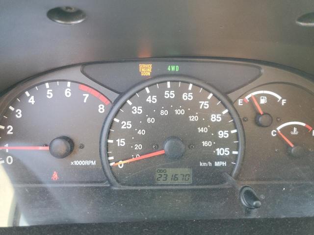 Photo 8 from auction – 2000 CHEVROLET TRACKER with VIN 2CNBJ13C6Y6944594