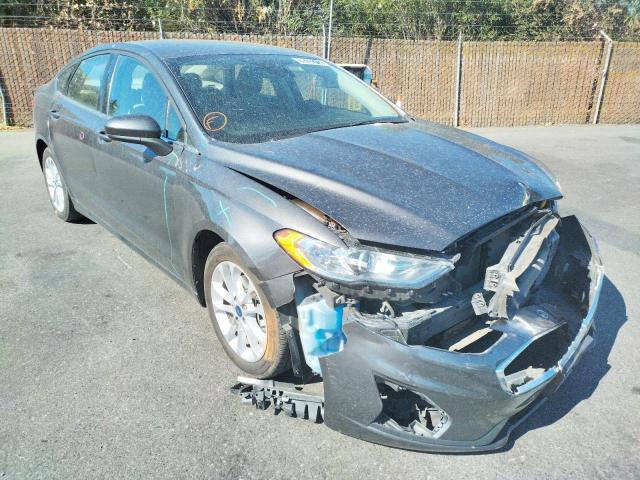 FORD FUSION SE 2020 with VIN 3FA6P0LU4LR156704 - Photo from auction