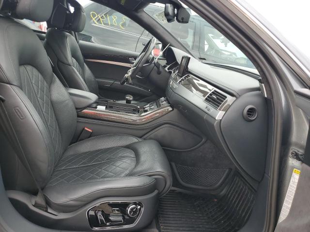 Photo 5 from auction – 2013 AUDI S8 QUATTRO with VIN WAUD2AFD5DN031598