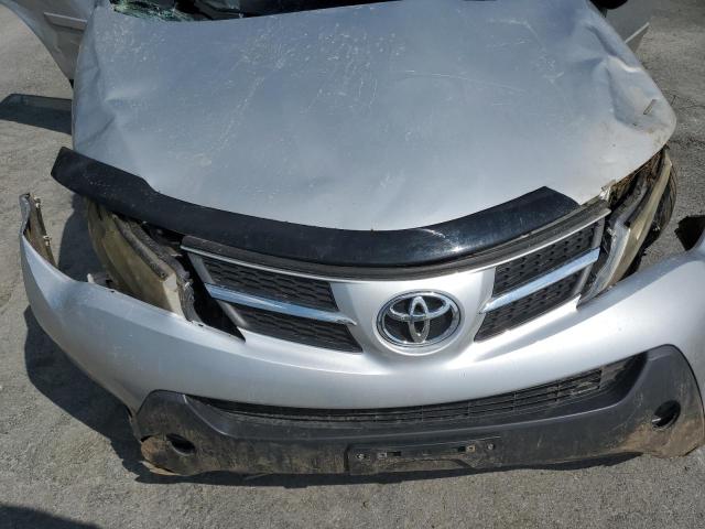 Photo 7 from auction – 2014 TOYOTA RAV4 XLE with VIN JTMRFREV5ED061374