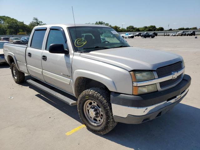 CHEVROLET SILVERADO 2004 z numerem VIN 1GCHC23G14F176573 - Zdjęcie z aukcji