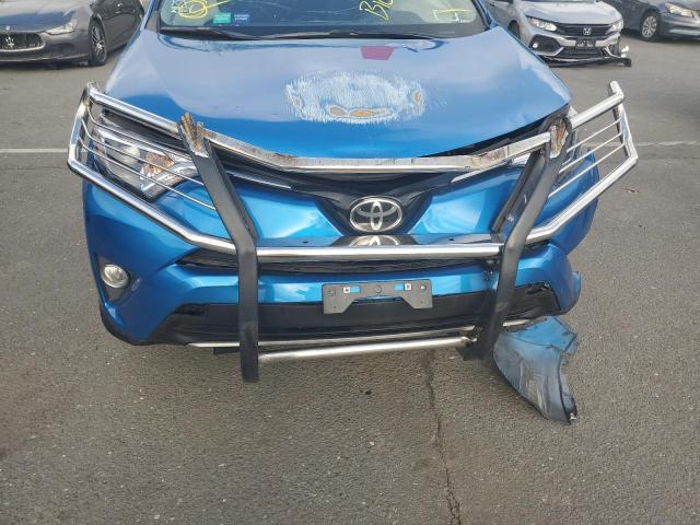 Photo 9 from auction – 2017 TOYOTA RAV4 XLE with VIN JTMRFREV1HJ117977