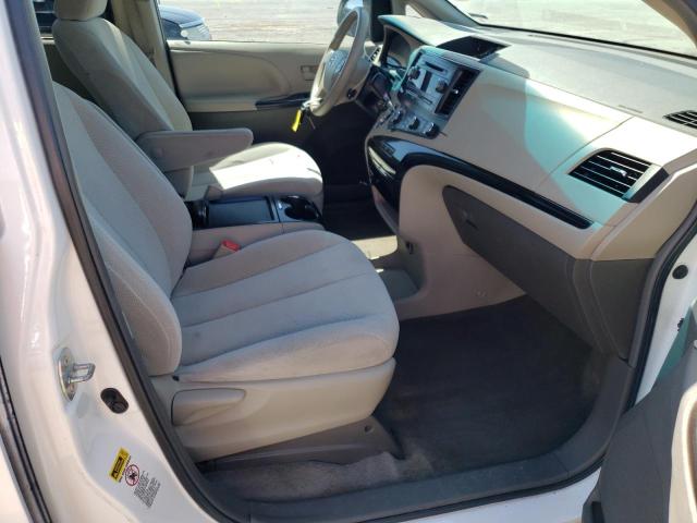 Photo 5 from auction – 2011 TOYOTA SIENNA LE with VIN 5TDKK3DC7BS156593