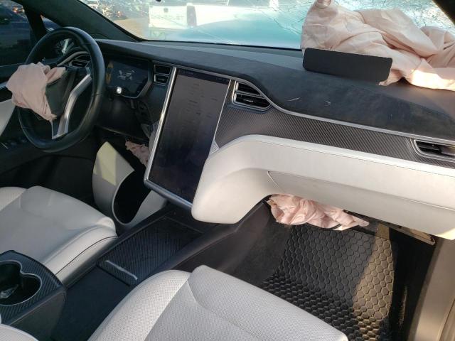 Photo 9 from auction – 2016 TESLA MODEL X with VIN 5YJXCBE42GF020503