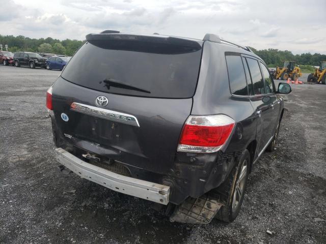 Photo 4 from auction – 2013 TOYOTA HIGHLANDER with VIN 5TDYK3EH5DS114382