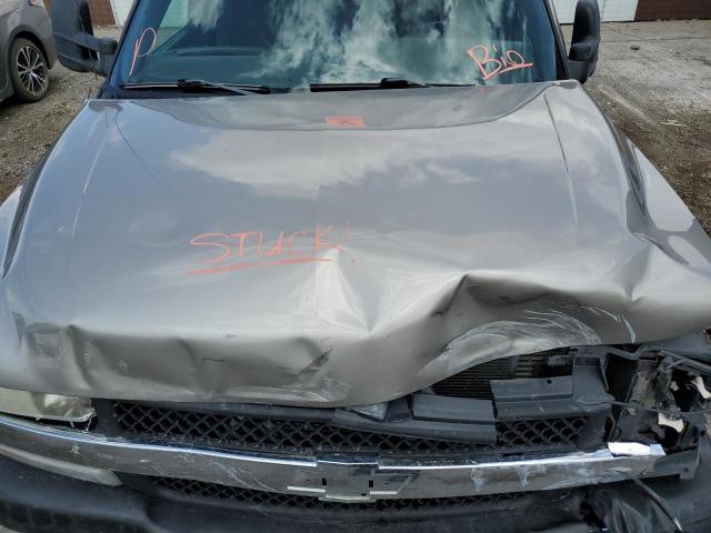 Фото 7 с аукциона – 2002 CHEVROLET SILVERADO с VIN 1GCHK23122F193152