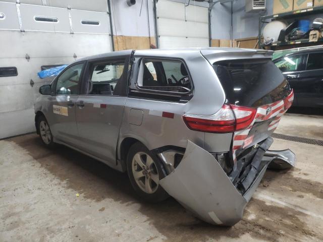 Photo 3 from auction – 2018 TOYOTA SIENNA L with VIN 5TDZZ3DC1JS943046