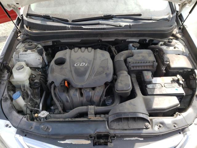Photo 7 from auction – 2011 HYUNDAI SONATA SE with VIN 5NPEC4AC0BH189672