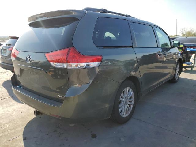 Photo 4 from auction – 2012 TOYOTA SIENNA XLE with VIN 5TDYK3DC0CS246194