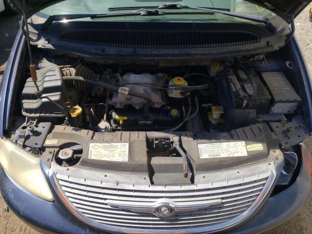 Photo 7 from auction – 2001 CHRYSLER TOWN & COU with VIN 2C8GP74L51R281693
