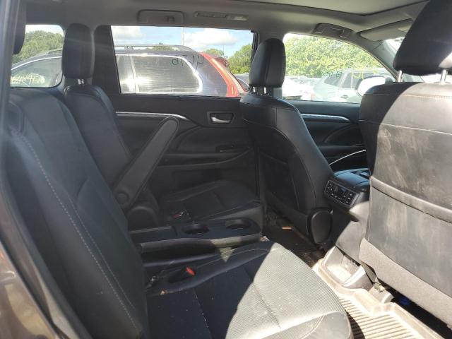 Photo 6 from auction – 2019 TOYOTA HIGHLANDER with VIN 5TDDZRFH3KS978291