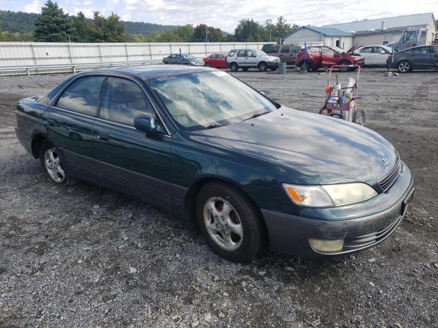 LEXUS ES300 1998 with VIN JT8BF28G7W5031518 - Photo from auction