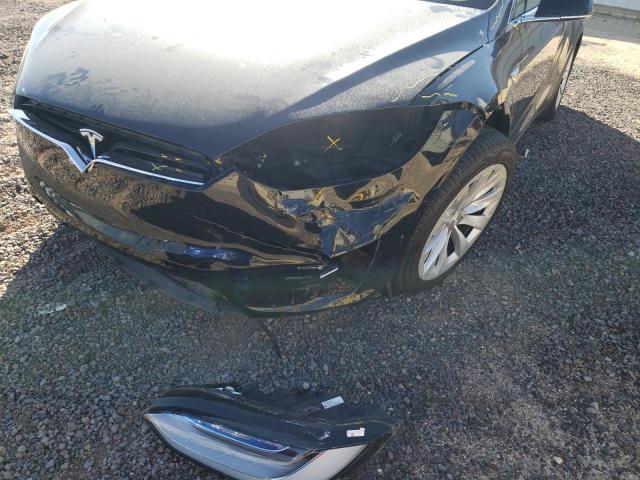 Photo 9 from auction – 2020 TESLA MODEL X with VIN 5YJXCAE28LF261212