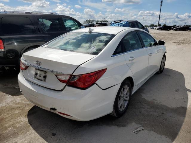 Photo 4 from auction – 2011 HYUNDAI SONATA GLS with VIN 5NPEB4AC0BH083841