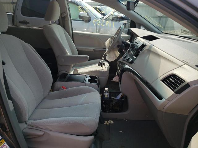 Photo 5 from auction – 2011 TOYOTA SIENNA LE with VIN 5TDJK3DC9BS018971