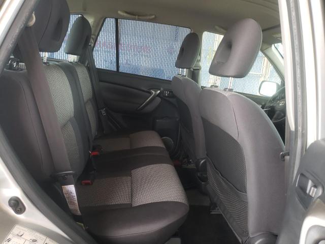 Photo 6 from auction – 2005 TOYOTA RAV4 with VIN JTEGD20V950088141