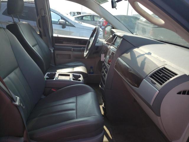 Photo 6 from auction – 2010 CHRYSLER TOWN & COU with VIN 2A4RR5D11AR128763
