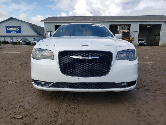 Photo 9 from auction – 2019 CHRYSLER 300 S with VIN 2C3CCABG8KH569573