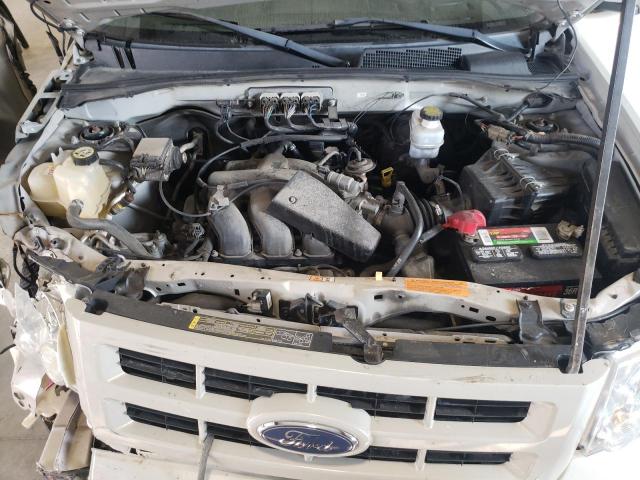 Photo 7 from auction – 2008 FORD ESCAPE LIM with VIN 1FMCU94148KB25734