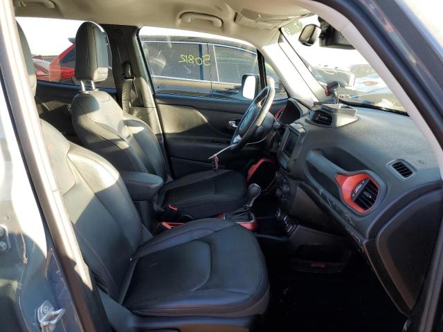Photo 5 from auction – 2018 JEEP RENEGADE T with VIN ZACCJBCB2JPJ09359