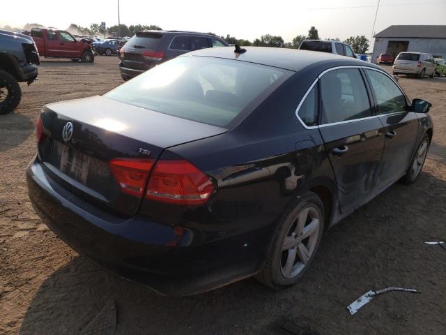Photo 4 from auction – 2015 VOLKSWAGEN PASSAT S with VIN 1VWAS7A31FC118241