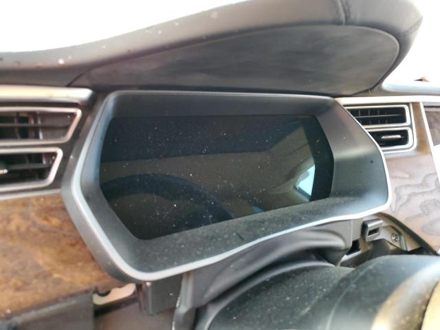 Photo 8 from auction – 2018 TESLA MODEL X with VIN 5YJXCDE25JF090210