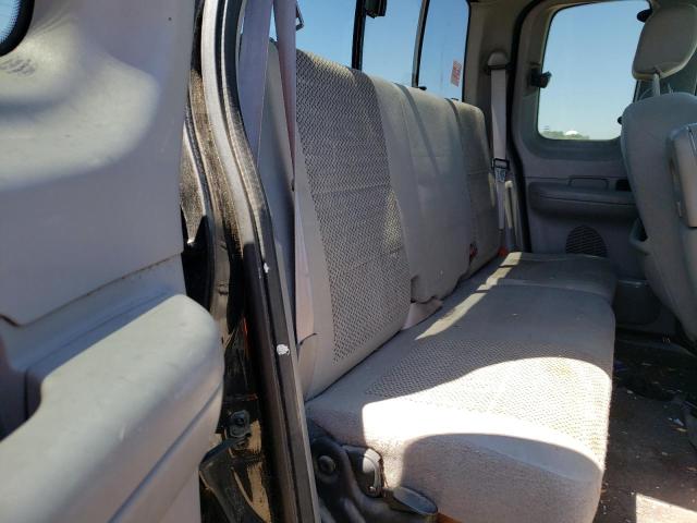 Photo 6 from auction – 2003 FORD F150 with VIN 1FTRX18L63NB00747