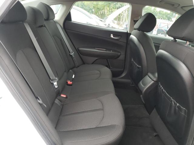 Photo 6 from auction – 2018 KIA OPTIMA LX with VIN 5XXGT4L37JG269941