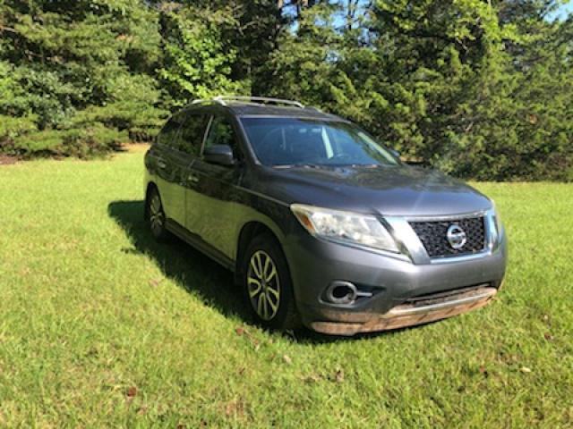 NISSAN PATHFINDER 2013 with VIN 5N1AR2MN6DC688646 - Photo from auction