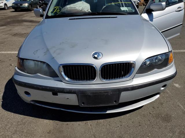 Photo 7 from auction – 2004 BMW 325 I with VIN WBAET374X4NJ47553