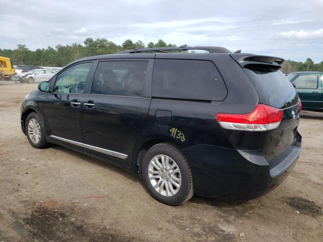 Photo 3 from auction – 2013 TOYOTA SIENNA XLE with VIN 5TDYK3DC4DS321545