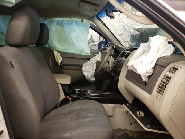 Photo 5 from auction – 2011 FORD ESCAPE XLS with VIN 1FMCU0C79BKC53444