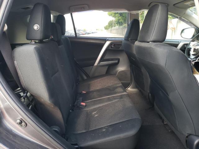 Photo 6 from auction – 2017 TOYOTA RAV4 LE with VIN JTMZFREV5HJ700861