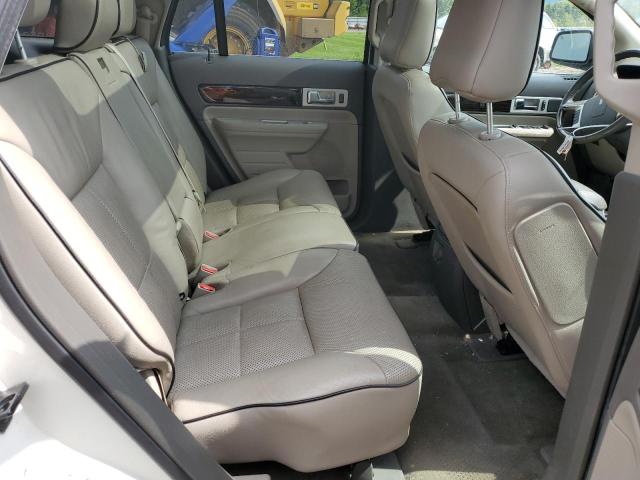 Photo 6 from auction – 2008 LINCOLN MKX with VIN 2LMDU68C58BJ19664