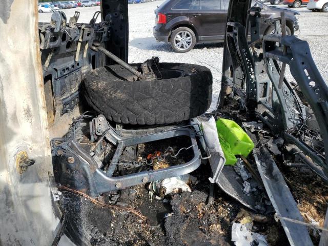 Photo 6 from auction – 2019 CHEVROLET SILVERADO with VIN 3GCPYCEF0KG219898